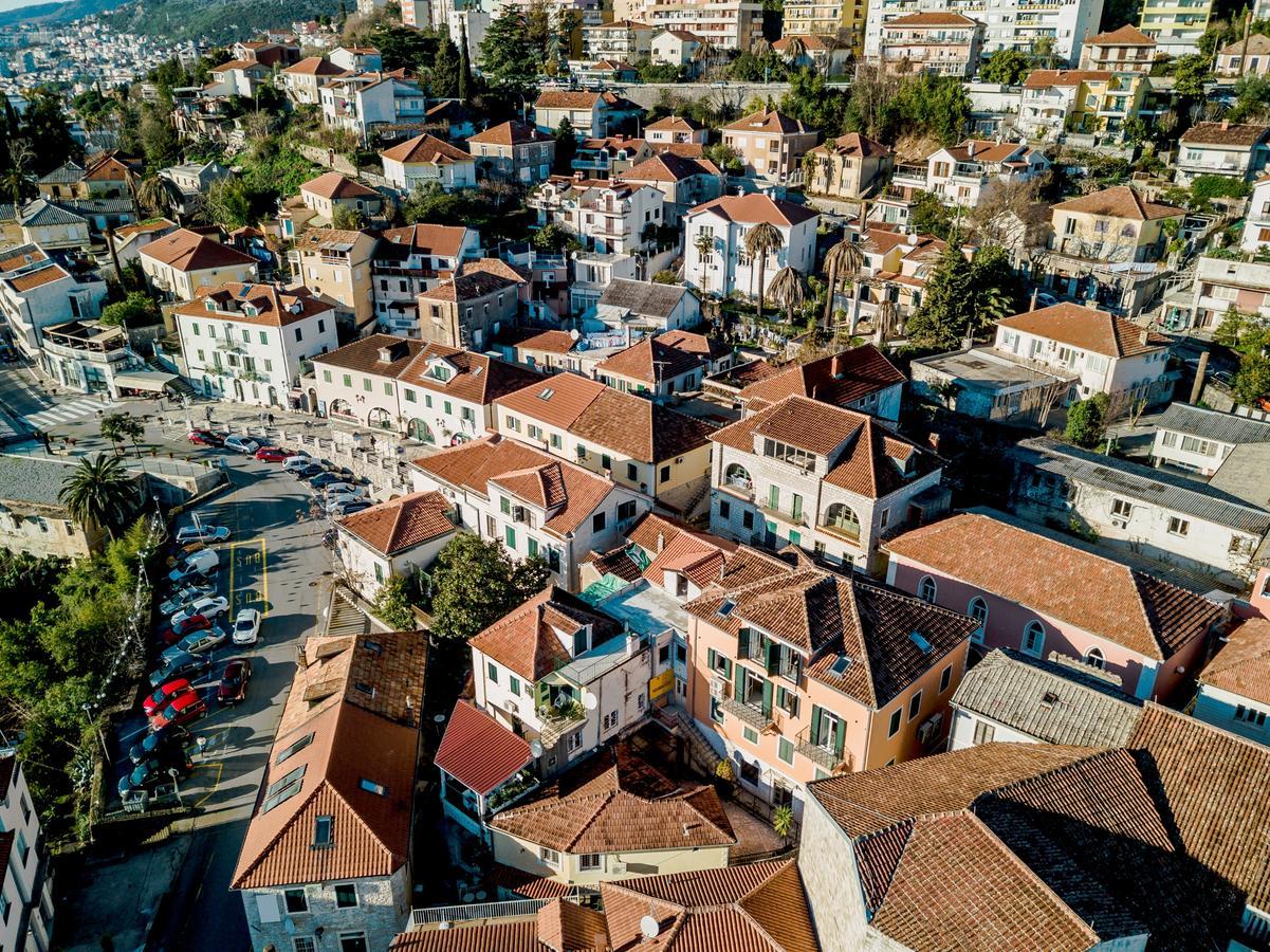 Apartments Master 5 Herceg Novi Esterno foto